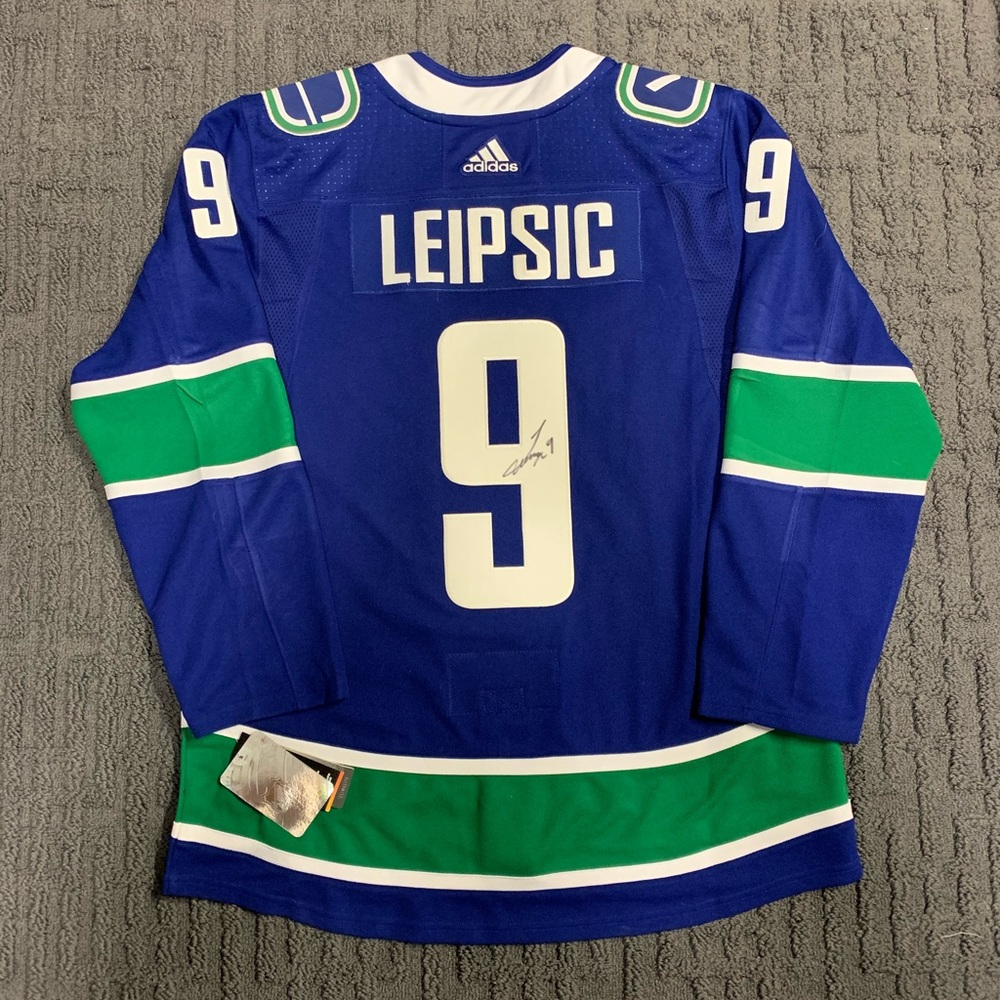 Autographed Brendan Leipsic (Winnipeg Boy) Jersey